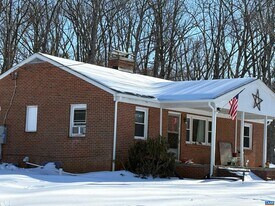 12185 Spotswood Trail in Ruckersville, VA - Building Photo