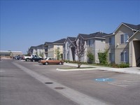 Cloverleaf Plaza in Boise, ID - Building Photo - Building Photo