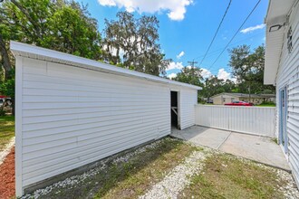 5620 1st St in Zephyrhills, FL - Building Photo - Building Photo