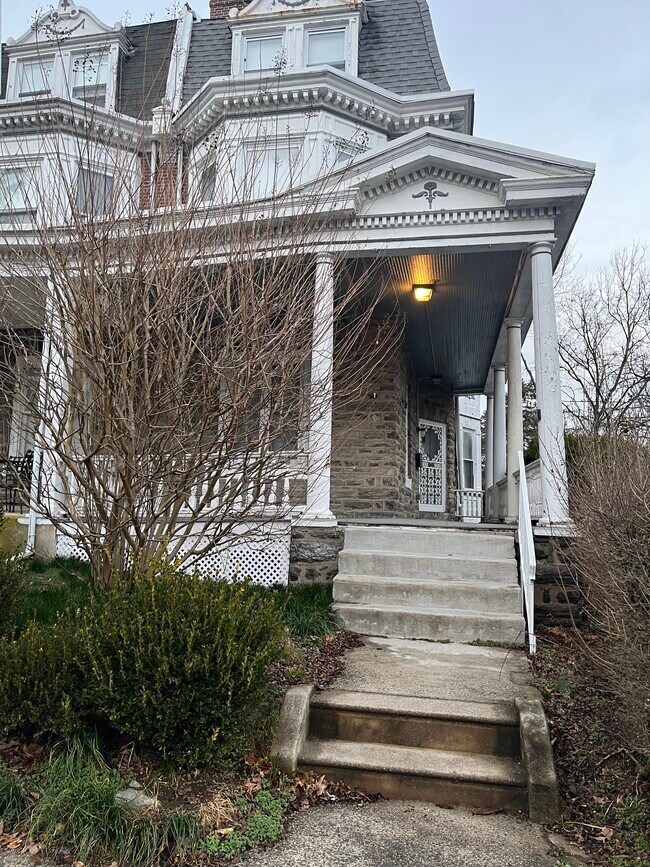 7133 Boyer St Apartments and Nearby Philadelphia Apartments For Rent