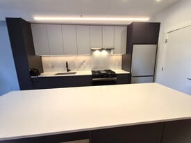 7738 119A St in Delta, BC - Building Photo