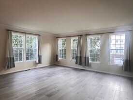 4121 River Forth Dr in Fairfax, VA - Building Photo