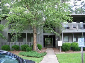 1878 Tryon Dr in Fayetteville, NC - Building Photo