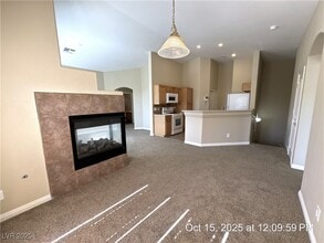 8728 Tom Noon Ave in Las Vegas, NV - Building Photo - Building Photo