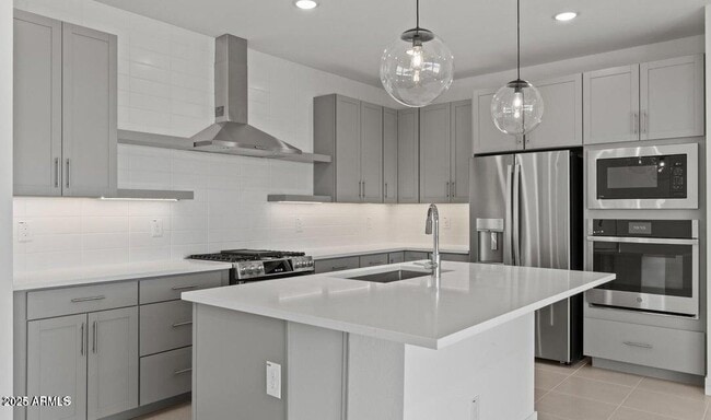 8018 W Griswold Rd in Peoria, AZ - Building Photo - Building Photo