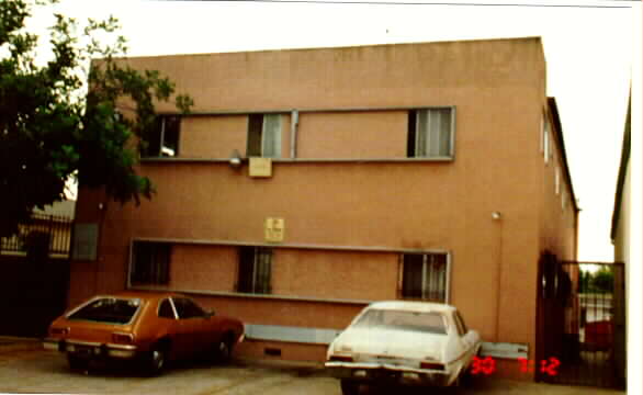 616 Broadway St in Venice, CA - Building Photo