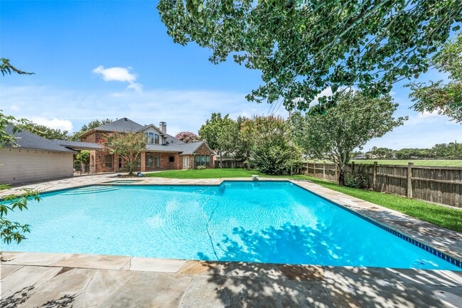 property at 5450 Faircreek Ln