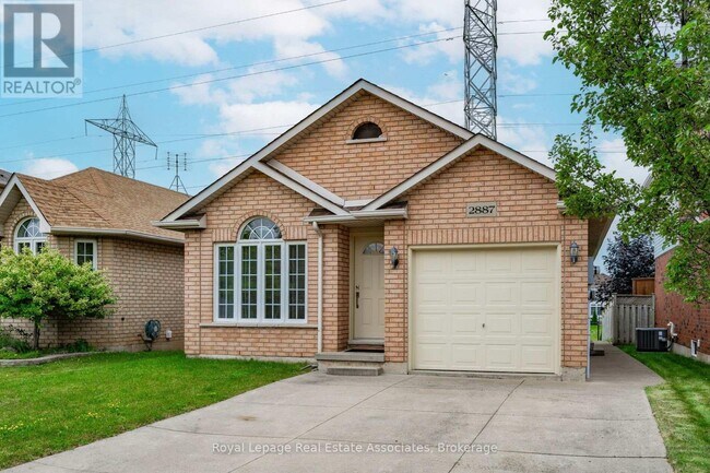 2887 Darien Rd in Burlington, ON - Building Photo - Building Photo
