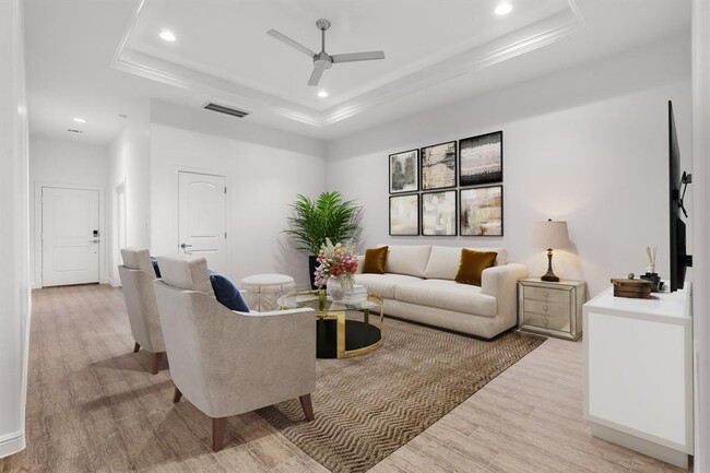property at 11226 Glenforest Dr