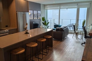 952 Johnson St in Victoria, BC - Building Photo