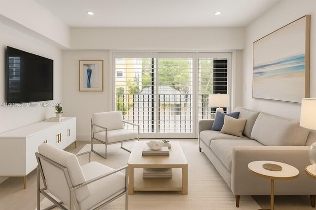 575 Crandon Blvd in Key Biscayne, FL - Building Photo - Building Photo