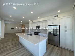 44877 S Grimmer Blvd in Fremont, CA - Building Photo - Building Photo