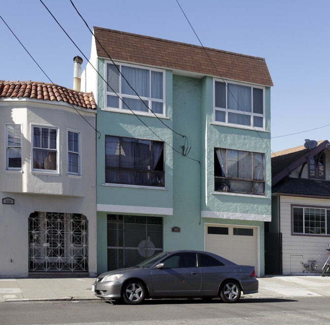 586 Vienna St in San Francisco, CA - Building Photo - Building Photo