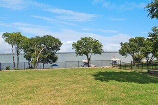 6214 Lincolnshire Ln in Rockwall, TX - Building Photo