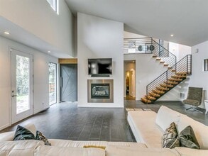 919 Knott Pl in Dallas, TX - Building Photo - Building Photo