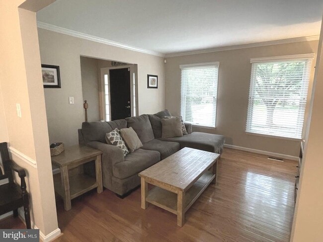 1104 Charing Cross Dr in Crofton, MD - Building Photo - Building Photo