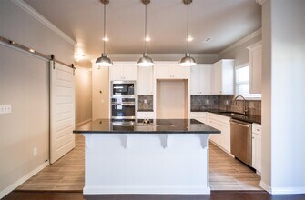 635 N Keats Dr in Fayetteville, AR - Building Photo - Building Photo