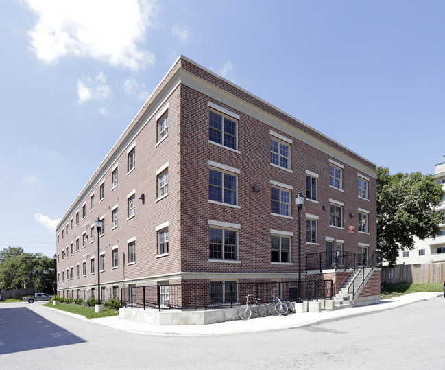 363 Duckworth St in Barrie, ON - Building Photo - Building Photo