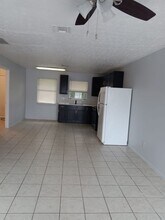 946 Fra-Mar Pl in Fort Pierce, FL - Building Photo - Building Photo