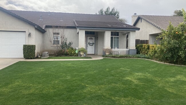6805 Leaf Valley Dr in Bakersfield, CA - Building Photo - Building Photo
