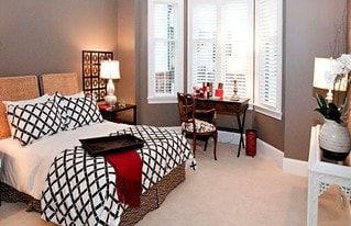 2810 Selwyn Ave, Unit 326 in Charlotte, NC - Building Photo