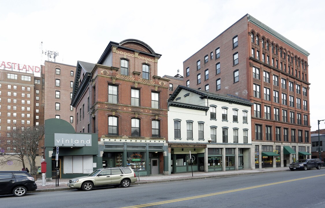 585-593 Congress St in Portland, ME - Building Photo