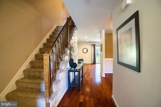 32 Lovett Ct in Timonium, MD - Building Photo - Building Photo