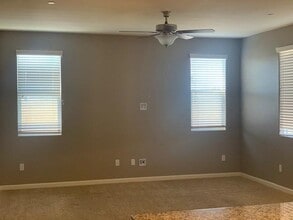 2205 Lombard Ln in Clovis, CA - Building Photo - Building Photo