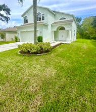 1647 Gray Bark Dr in Oldsmar, FL - Building Photo - Building Photo