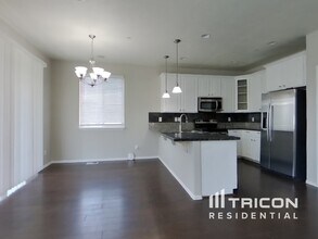 1964 E Osprey Way in Layton, UT - Building Photo - Building Photo