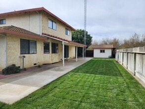 1137 Villa Manucha Rd in Newman, CA - Building Photo - Building Photo