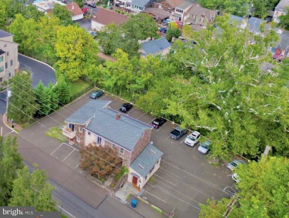 60 New St in New Hope, PA - Building Photo