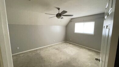 14131 Sandhill Crane Dr in Houston, TX - Building Photo - Building Photo