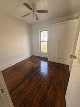 127 Gibbons St-Unit -127 Gibbons Upper in Toledo, OH - Building Photo - Building Photo