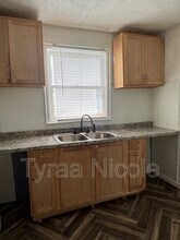 18926 Fleming St in Detroit, MI - Building Photo - Building Photo