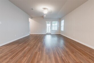 1642 Settlers Glen Dr in Round Rock, TX - Building Photo - Building Photo