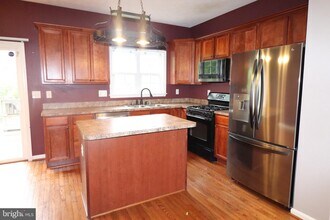 104 Stingray Ct in Stafford, VA - Building Photo - Building Photo