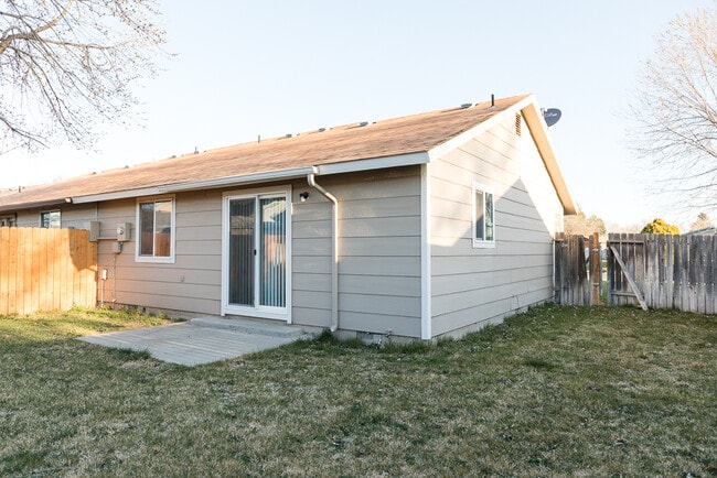 1158 SW 14th Ave in Ontario, OR - Building Photo - Building Photo