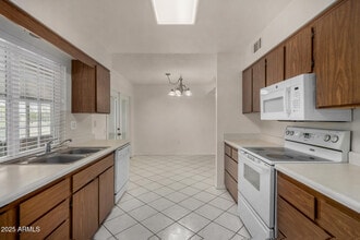 16828 N 108th Ave in Sun City, AZ - Building Photo - Building Photo