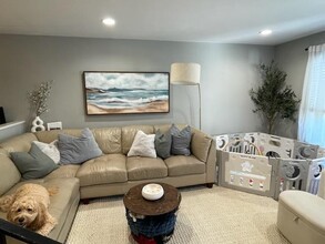 1847 Thomas Ave in San Diego, CA - Foto de edificio - Building Photo