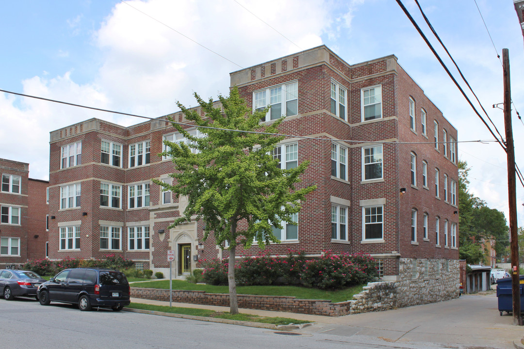 Washington University in St. Louis, MO - Building Photo