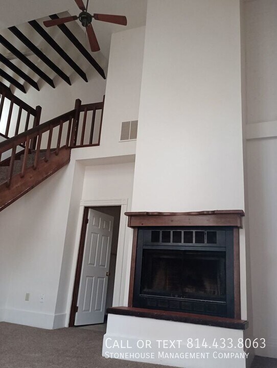 354 W 7th St in Erie, PA - Building Photo