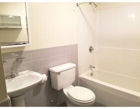 222 North St-Unit -4 in Boston, MA - Building Photo - Building Photo