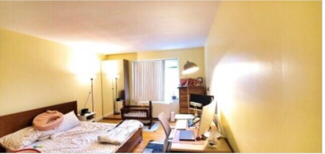 573 Washington St, Unit 19 in Brookline, MA - Building Photo - Building Photo