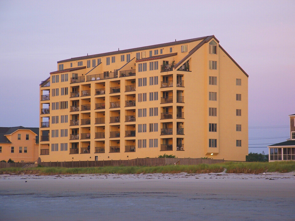 Sunspray in Old Orchard Beach, ME - Building Photo