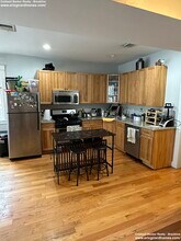 194 Marion St in Boston, MA - Building Photo - Building Photo