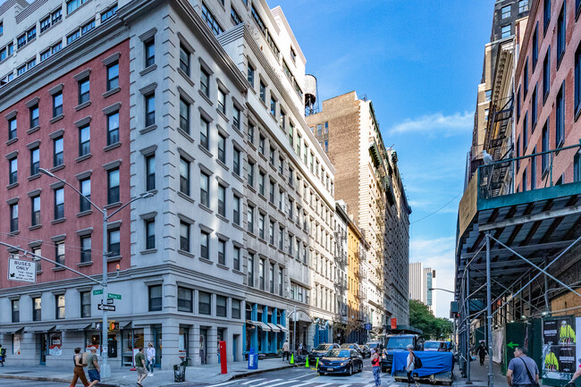 25 Murray St in New York, NY - Building Photo - Building Photo