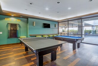 Apex in Milpitas, CA - Foto de edificio - Building Photo