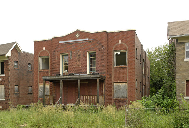 5647-5649 Hebert St in St. Louis, MO - Building Photo - Building Photo