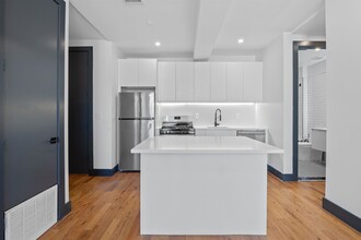 51 Harrison Ave in Jersey City, NJ - Building Photo - Building Photo